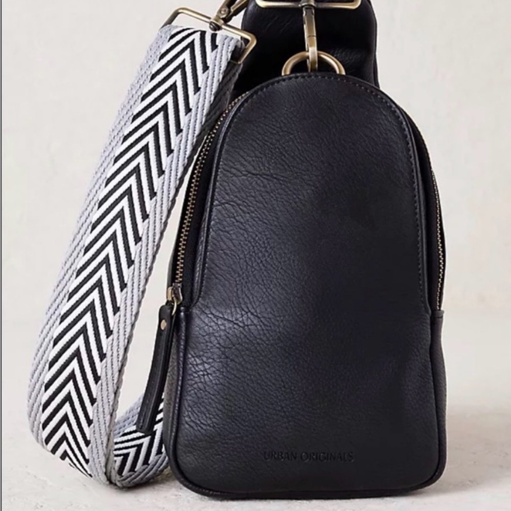 Anthropologie Liberty Swing Bag in Black Vegan Leather - Picture 3 of 8